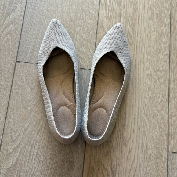 Old Navy Soft-Knit Pointed-Toe Ballet Flats size 8 - Picture 4 of 10